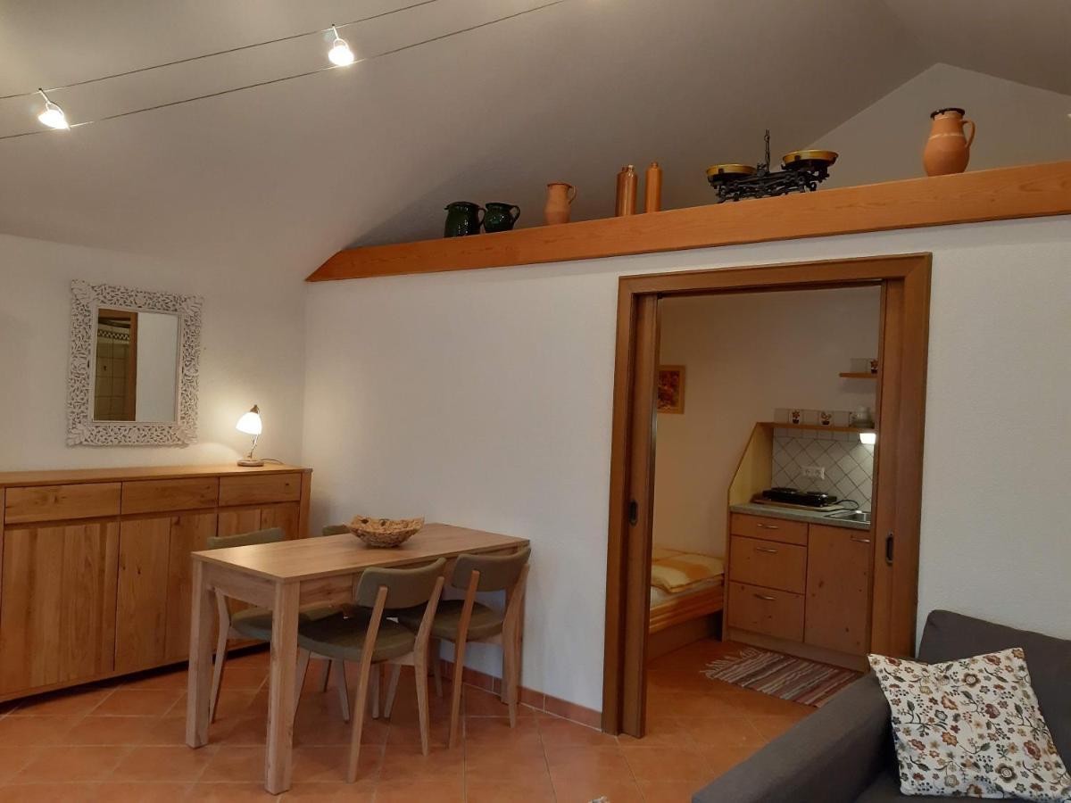 Apartamento Haus Koenigshofer Neusiedl am See Exterior foto