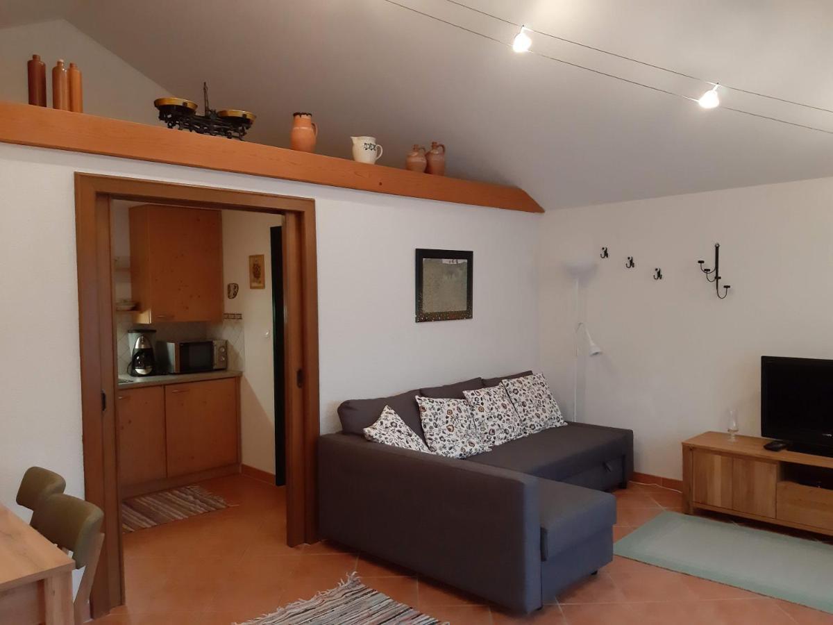 Apartamento Haus Koenigshofer Neusiedl am See Exterior foto